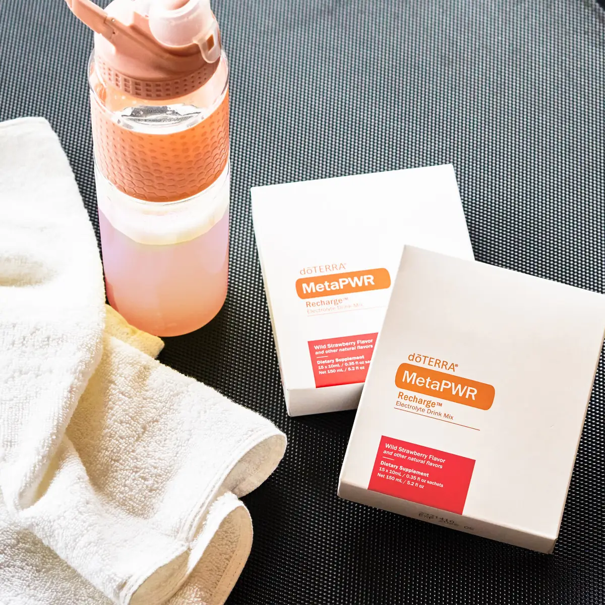 MetaPWR Recharge boxes and sachets
